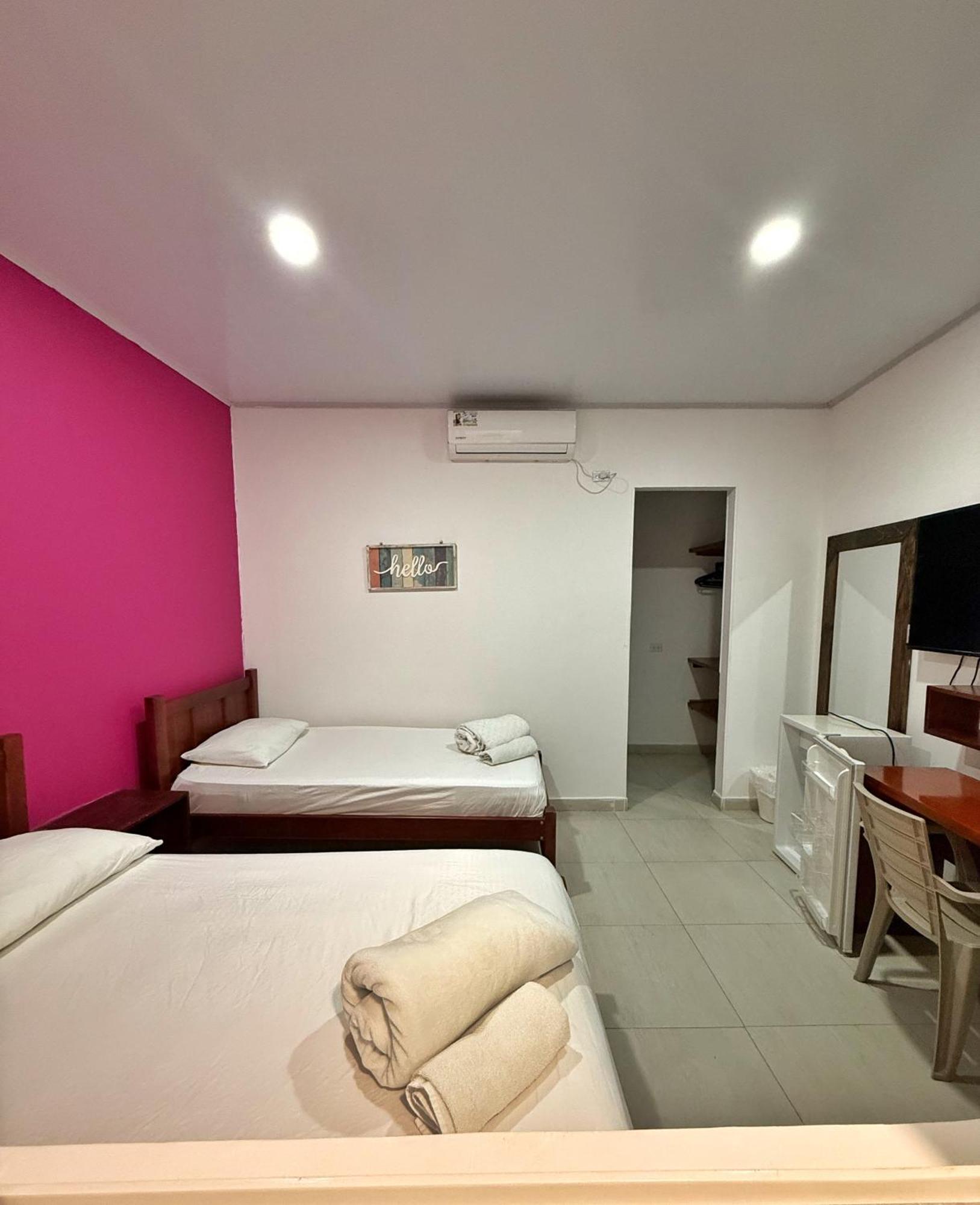 Apartahotel Caribe Diez San Andrés Exterior photo