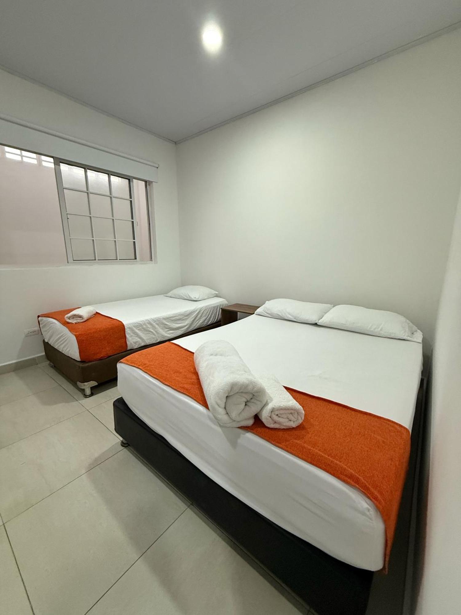 Apartahotel Caribe Diez San Andrés Exterior photo