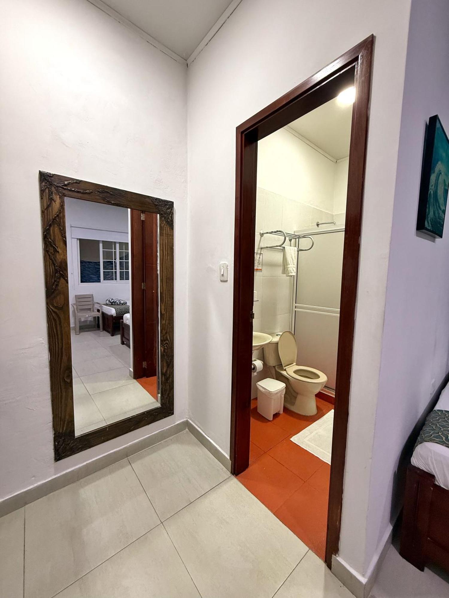 Apartahotel Caribe Diez San Andrés Exterior photo