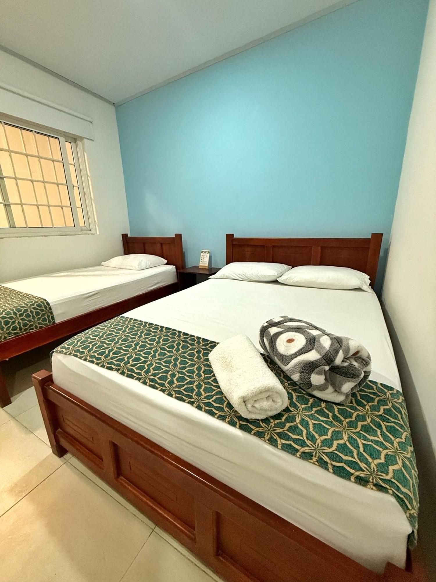 Apartahotel Caribe Diez San Andrés Exterior photo
