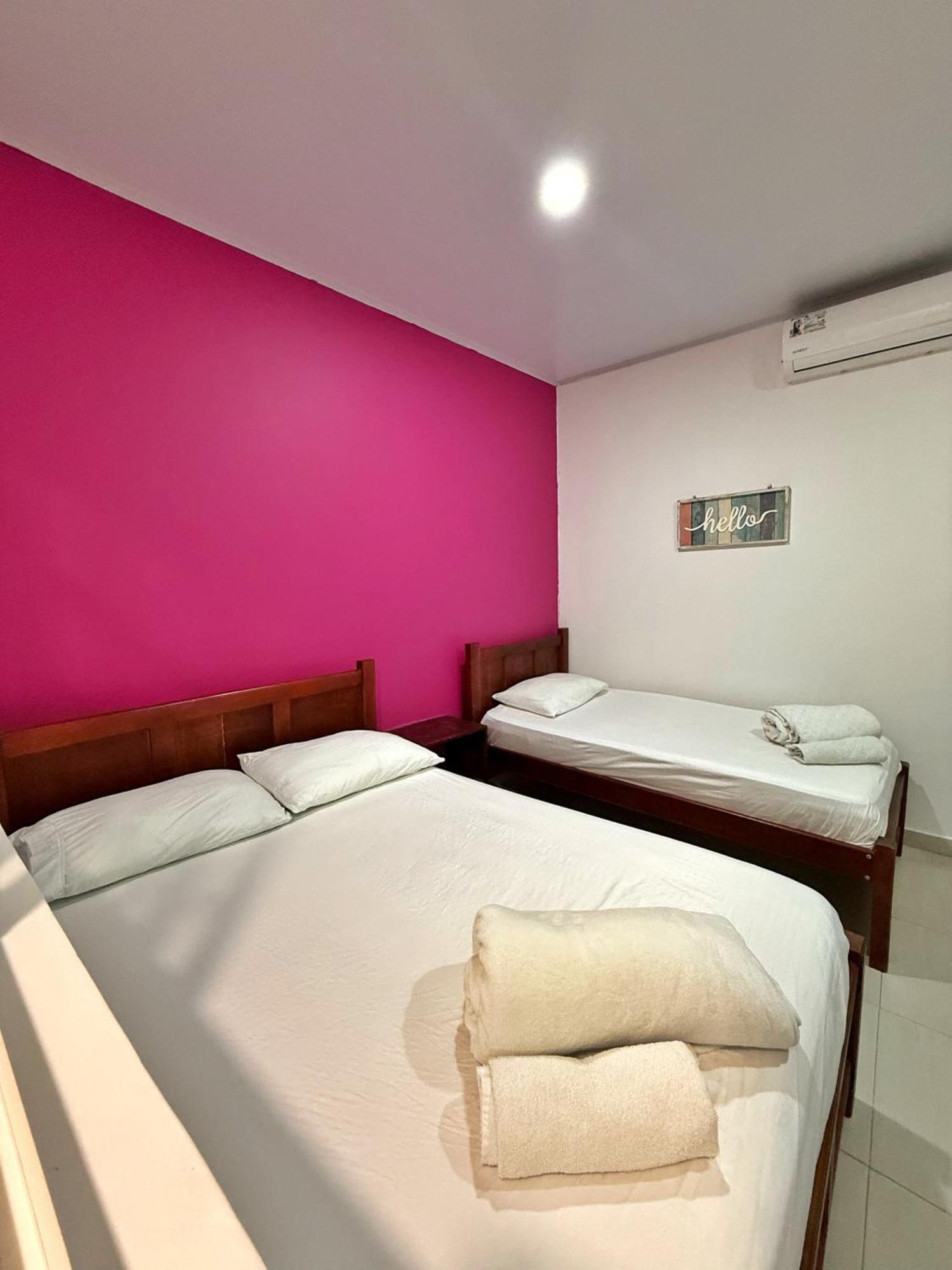Apartahotel Caribe Diez San Andrés Exterior photo