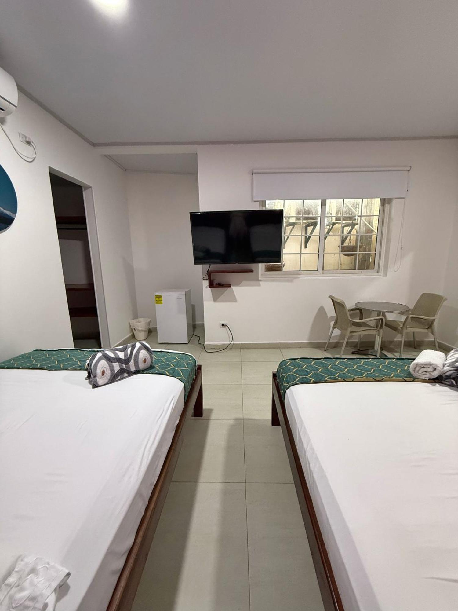 Apartahotel Caribe Diez San Andrés Exterior photo